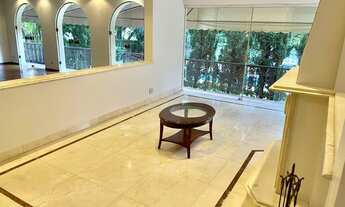 Imagem 6: Sobrado para aluguel e venda tem 418 metros quadrados com 4 quartos