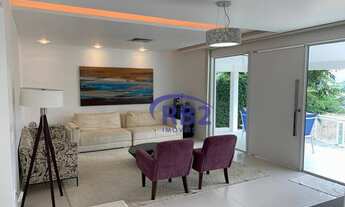 Imagem 6: More em uma excelente casa de três suites no melhor condominio da região oceânica