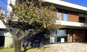 Imagem 3: Sobrado mobiliado à venda no condomínio Enseada -320m2- 05 suítes