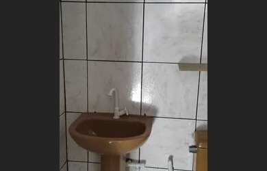 Imagem 6: Casa de 1/4 altos entrada independente no telegrafo com varanda e sacada