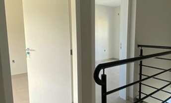 Imagem 5: Sobrado para venda tem 70 metros quadrados com 2 quartos em Potecas - São José - SC