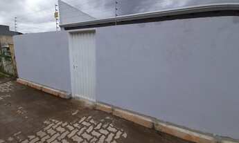 Imagem 3: Casa com 02 Quartos em Condomínio, Cozinha com Armários, ao lado do Tagua Parque