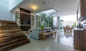 Imagem 6: Casa Ampla para Venda na Praia dos Amores | 203m² | 03 suítes | 02 vagas