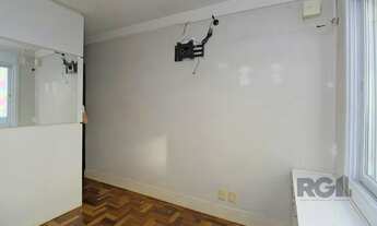 Imagem 3: Cobertura com 2 quartos e vaga de garagem no bairro Cidade Baixa por R$690 mil