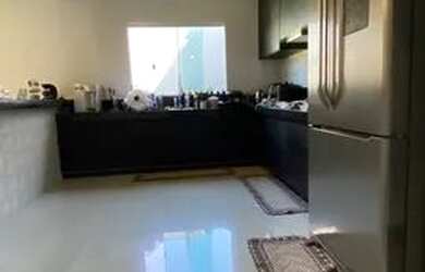 Imagem 5: Sobrado à Venda com 3 suítes , 300m²