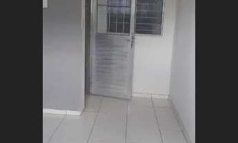 Imagem 5: KITNET ALUGA-SE Quarto com aluguel por R$370 /mês