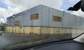 Imagem 2: Prédio comercial