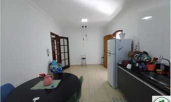 Imagem 4: Linda casa no Jardim Europa com 312m² de área construida 3 dormitórios, suíte e salão de f