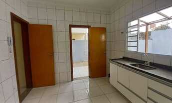 Imagem 6: Casa com 3 dormitórios para alugar, 124 m² por R$ 3.002,75/mês - Jardim Tropical - Indaiat