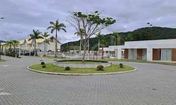 Imagem 4: Casa com 3 quartos em condomínio fechado no Morro das Pedras