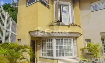 Imagem 5: Sobrado para venda tem 251 metros quadrados com 4 quartos em Boa Vista - Porto Alegre - RS