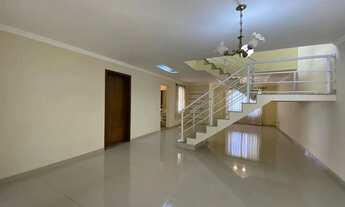 Imagem 5: Excelente Oportunidade, Casa de 347M² de 3 Dormitórios sendo 1 Suíte Master à 10min. do Pa