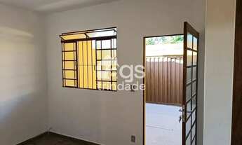 Imagem 7: Excelente Casa de 02 Quartos, área externa !