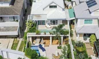 Imagem: Casa à venda com 300,00m² e 4 quartos