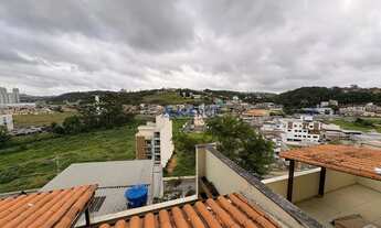 Imagem 6: Apartamento de 02 quartos com suíte, elevador e garagem numerada em São Pedro