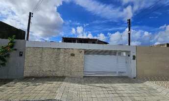 Imagem: Casa no Graciliano Ramos com 4 quartos e