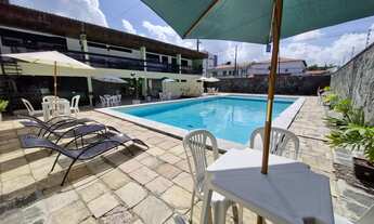 Imagem 3: Espaço para eventos com piscina