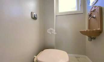 Imagem 6: Apartamento com 02 dormitórios, sendo uma suíte, todo reformado no Centro de Santa Cruz do