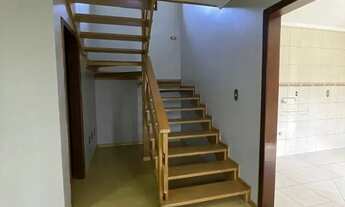 Imagem 2: CAXIAS DO SUL - Casa Padrão - MADUREIRA