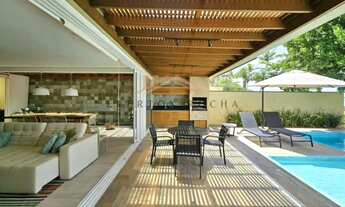 Imagem 3: Casa pé na areia à venda na praia de Juquehy - Cond. Fechado com 4 suítes e piscina