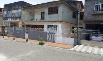 Imagem: Casa com 5 dormitórios à venda, 235 m²