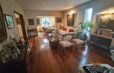 Imagem: Casa - Alto de Pinheiros - 4 Dormitórios