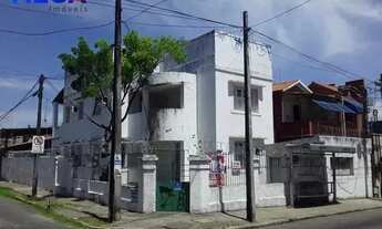 Imagem: Casa com 8 quartos no bairro Benfica em