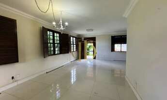 Imagem 2: ITAIGARA - Vendo casa em condomínio fechado, 5/4, com terreno de 814 m2, com piscina e jar