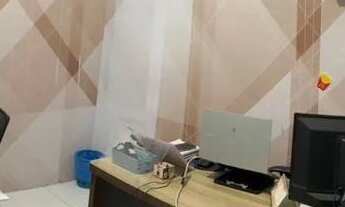 Imagem 2: Vendo casa no coroado 2 andar na principal . Pode ser comércio