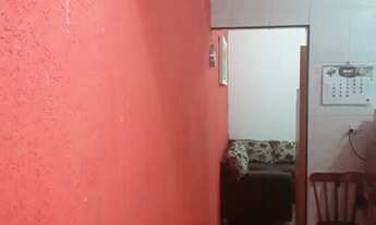 Imagem 2: Casa para venda com 90 metros quadrados com 2 quartos em Caiçara - Praia Grande - SP