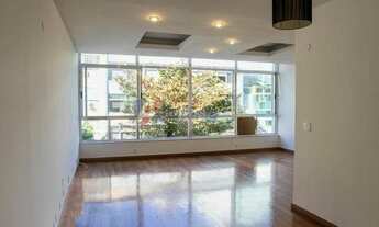 Imagem: Apartamento no quadrilátero de luxo