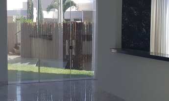 Imagem: Casa de condomínio térrea para venda tem