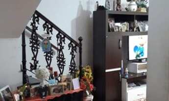 Imagem 2: Sobrado para venda possui 250 metros quadrados com 4 quartos em Santa Terezinha - Santo An