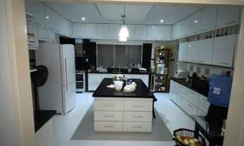 Imagem 5: Casa de andar na Aruana