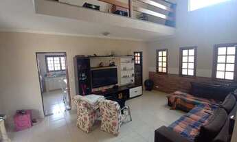 Imagem 2: Sobrado para venda possui 256 metros quadrados com 3 quartos em Parque Via Norte - Campina