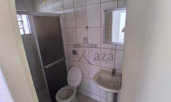 Imagem 6: Casa para aluguel tem 60 metros quadrados com 1 quarto em Jardim Oriente - São José dos Ca