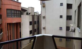 Imagem 3: V 1292 Apartamento quadra mar, super localizado andar alto Meia Praia - Itapema - SC