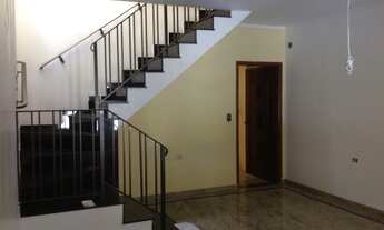 Imagem 6: Sobrado para venda ou PERMUTA, possui 195 metros quadrados com 3 quartos