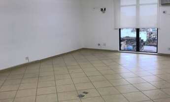 Imagem 2: Sala comercial com 80 m² De frente - Andar alto Garagem demarcada - Centro de Santos