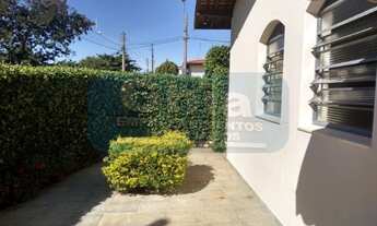 Imagem 2: CASA À VENDA DE ESQUINA NO BAIRRO CHAPADÃO EM CAMPINAS, 160 M² ÁREA CONSTRUÍDA, 282,60 M²