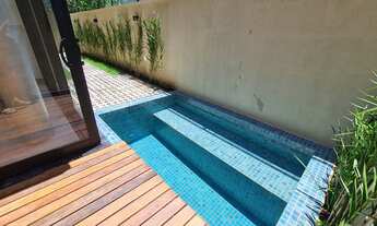 Imagem 6: Sobrado para aluguel possui 180 m2 com 3 suites e piscina privativa