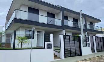 Imagem 2: Belíssimo sobrado com 3 dorm. sendo 1 suíte para venda