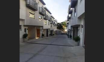 Imagem: Casa de condomínio sobrado para venda possui