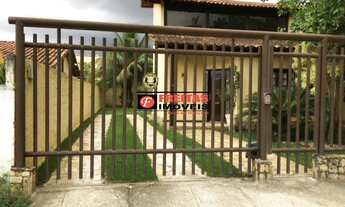 Imagem 2: EXCELENTE IMÓVEL LINEAR COM 3 QUARTOS SENDO 1 SUÍTE COM CLOSET, PISCINA E JARDIM