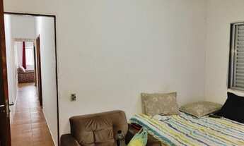 Imagem 2: Casa para venda tem 62 metros quadrados com 2 quartos em Caiçara - Praia Grande - SP