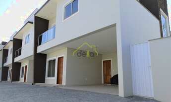 Imagem: Sobrado geminado em condomínio fechado