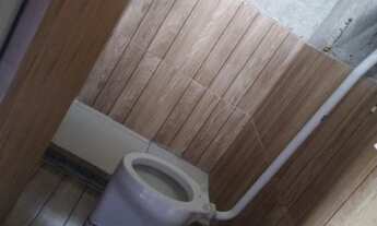 Imagem 5: Excelente casa dois quartos independente piscina bairro próximo depósito Guanabara Brasil