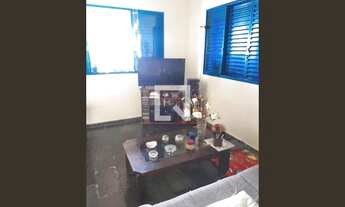 Imagem: Casa à Venda - California, 3 Quartos, 204