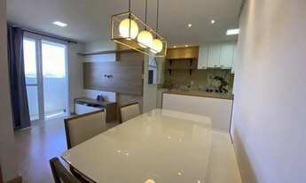 Imagem 2: Apartamento semimobiliado com 2 dormitórios, sala de estar e jantar integrados, cozinha, á