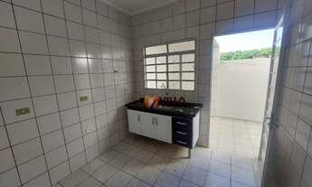 Imagem 2: Casa com 2 dormitórios para alugar por R$ 800,00/mês - Vila Israel - Americana/SP